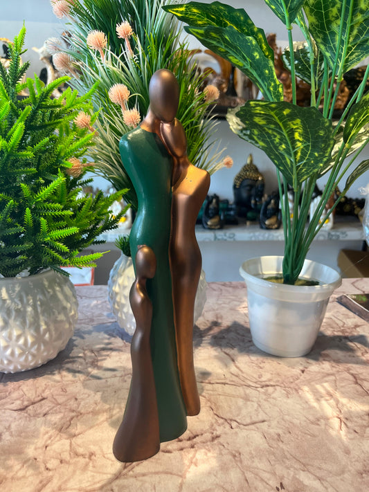 India Metal Romantic Love Couple Family Table Top Showpiece Statue