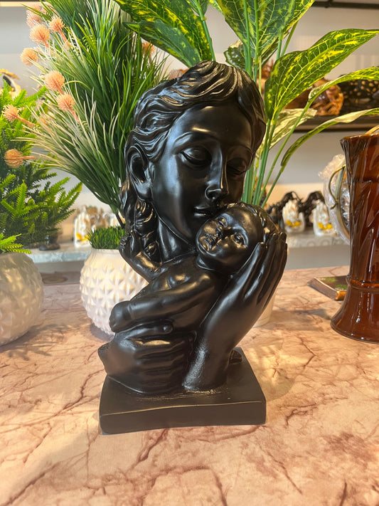 Mother Baby Love Statue For Home Decor